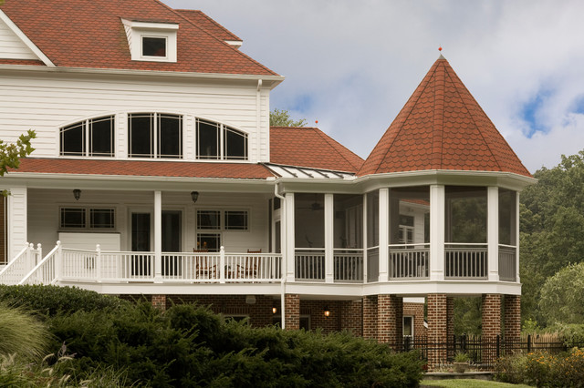 Screened Porches klassisk-hus-og-facade