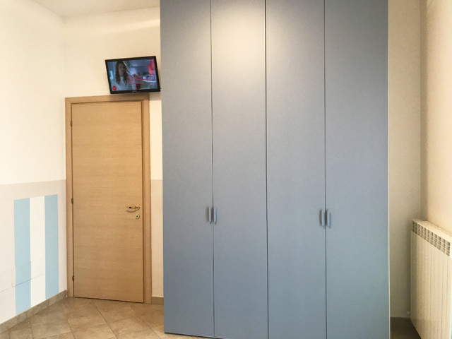 Melissa e Elia moderne-armoire-et-dressing
