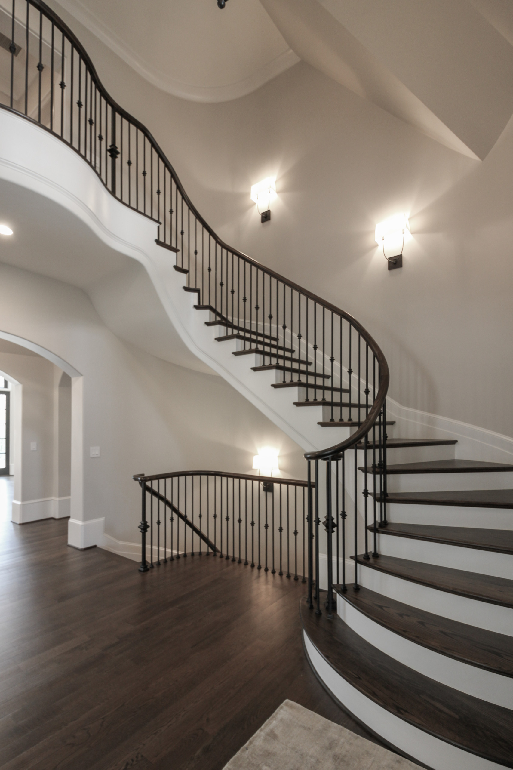 86_ Gorgeous Floating Curved Staircase, McLean VA 22066