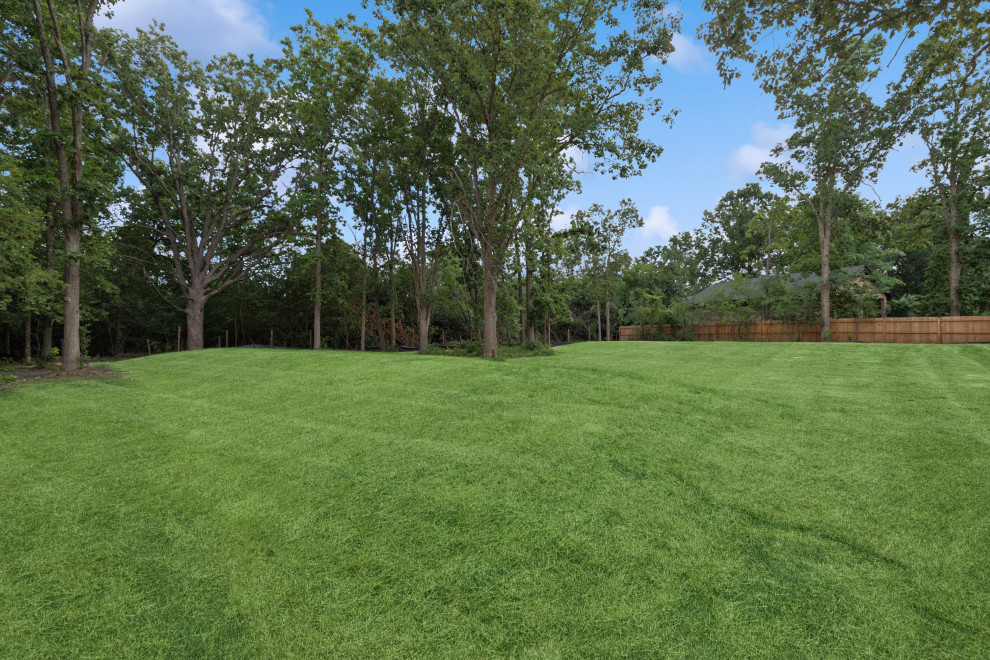 Expansive Backyard with Endless Possibilities