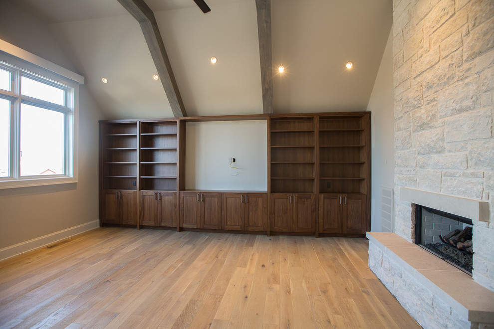 Home design - transitional home design idea