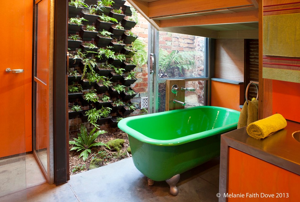 Design ideas for an eclectic bathroom in Melbourne.
