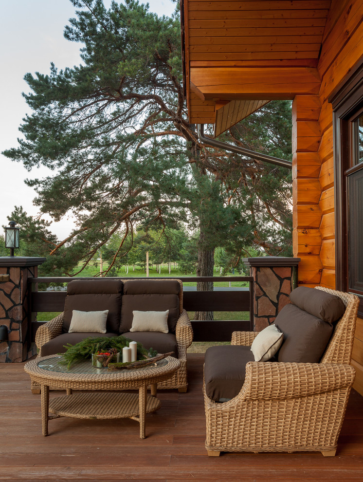 Деревянный дом в классическом стиле