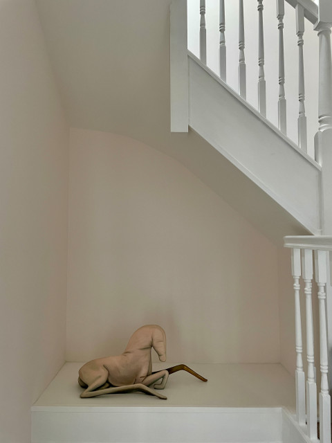 Tactile Minimalism (Loft Conversion) trendy-trappe