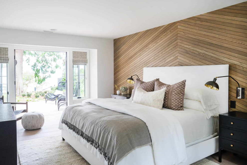 Inspiration for a classic bedroom in Orange County.