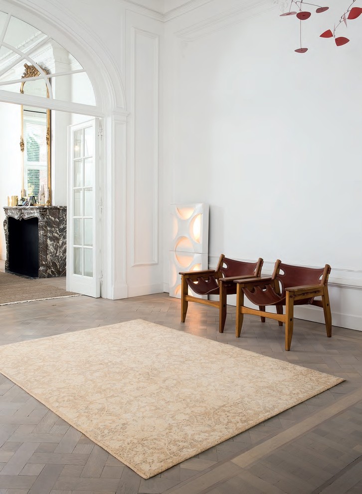 Фото ковров в классическом интерьере