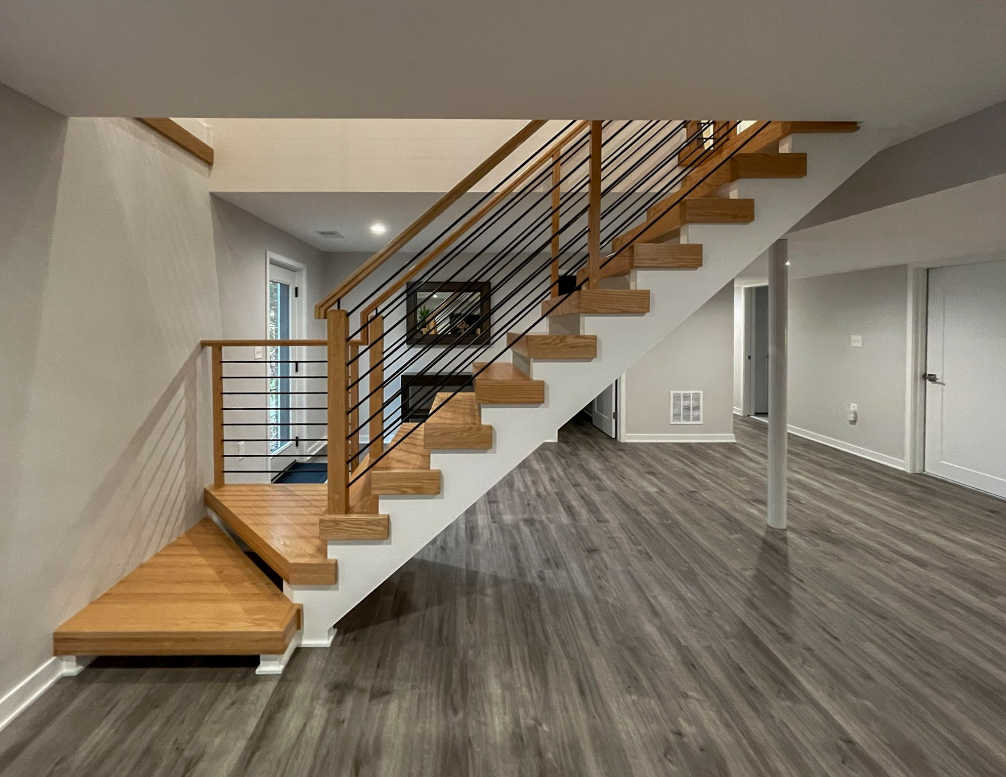 99_Modern & Open L-Shape-Winder Stair, Arlington VA 22207