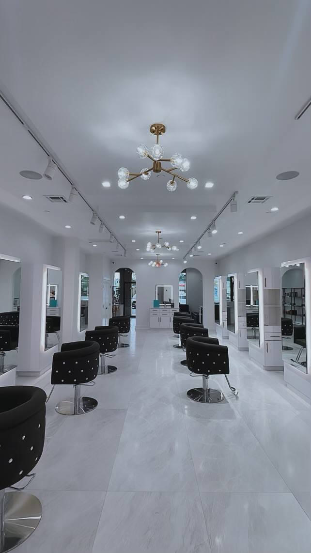 GLAM HOUSE SALON
