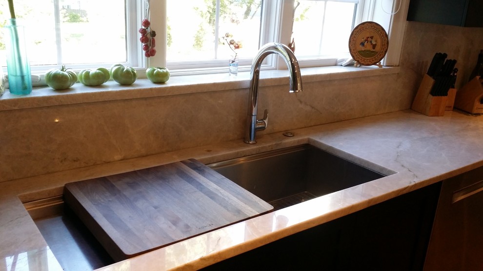 Inspiration for a contemporary kitchen remodel in Boston