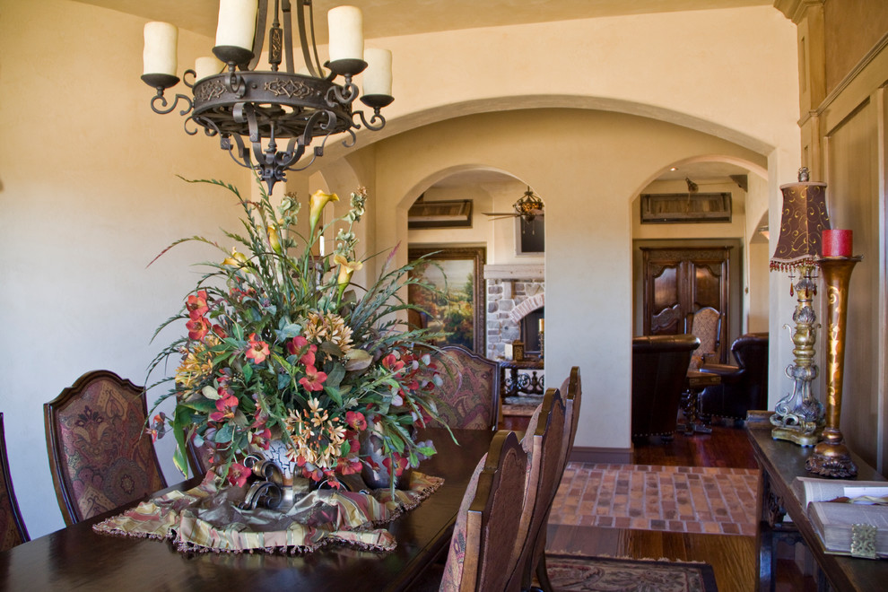 This is an example of a country dining room in Austin.