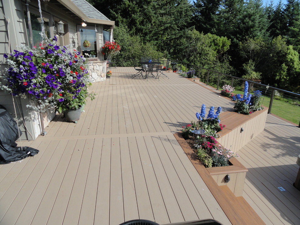 TimberTech deck with built in planter boxs - Portland - by Losli Fence ...