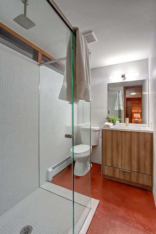 Inspiration for a midcentury bathroom in Seattle.