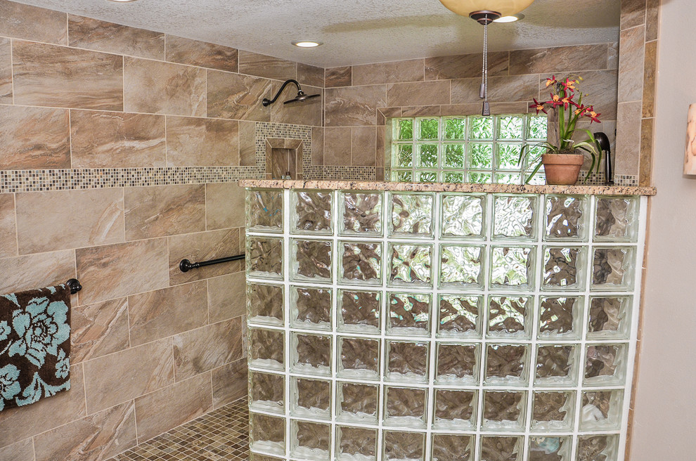 Design ideas for a country bathroom in Orlando with an undermount sink and an open shower.