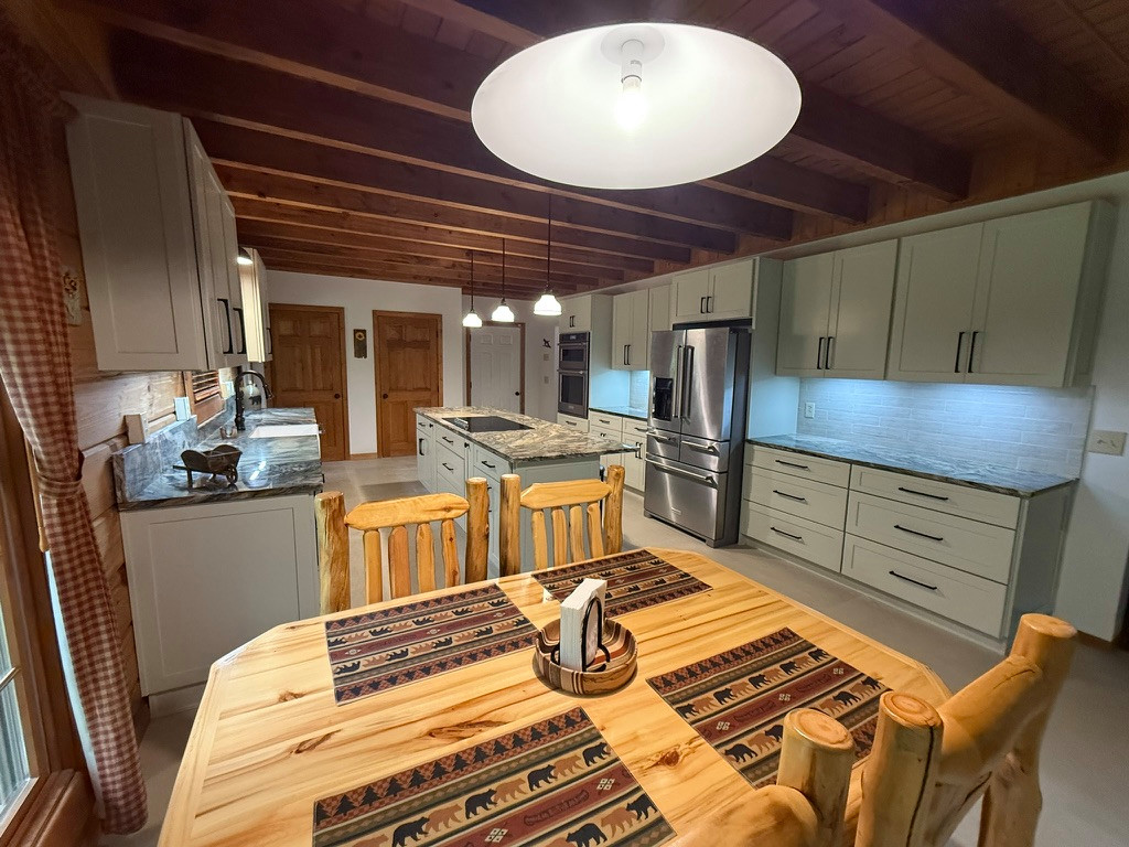 Modern Rustic Cabin Kitchen Inspiration