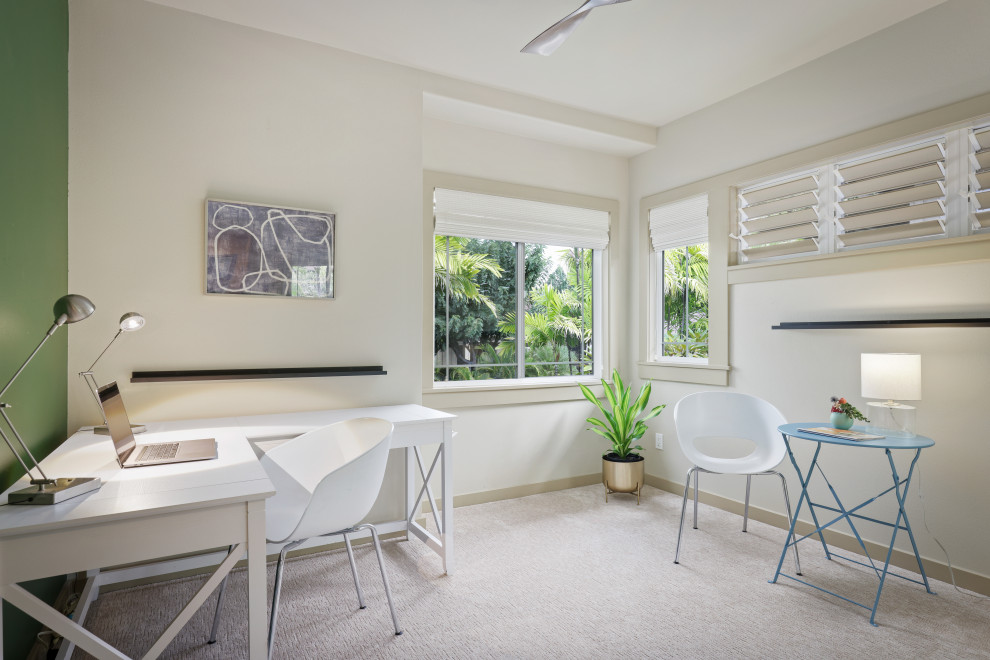 This is an example of a contemporary home office in Hawaii.
