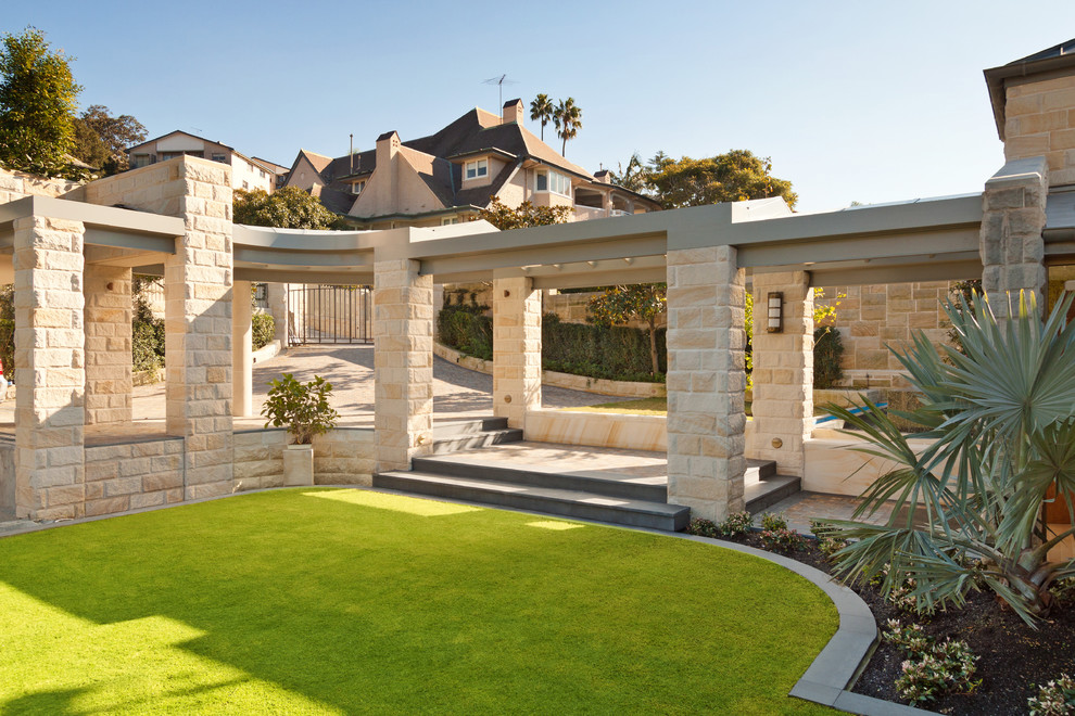 Design ideas for a contemporary exterior in Sydney.