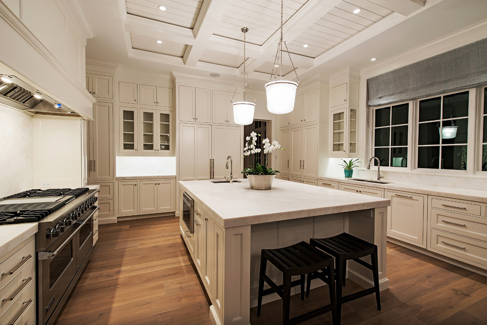 Inspiration for a transitional kitchen remodel in Miami