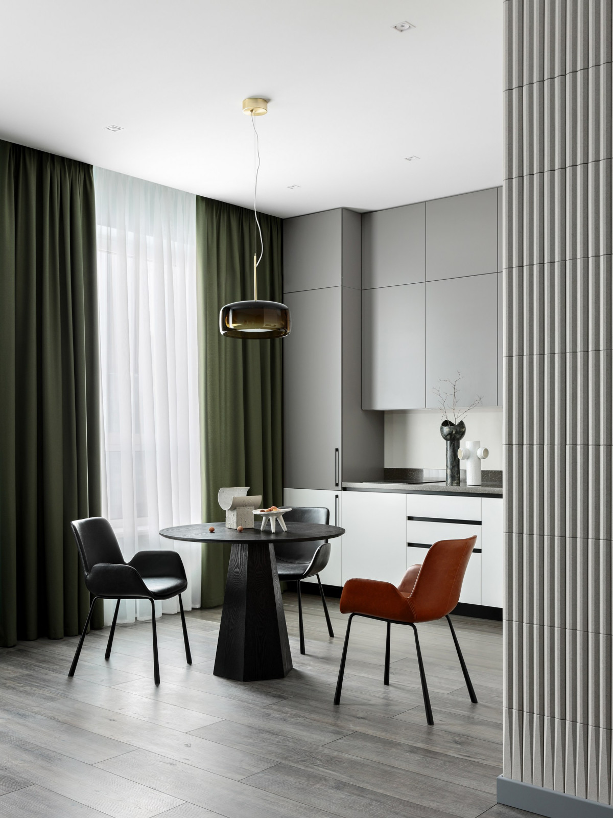 ИЗЯЩНЫЙ АНДЕГРАУНД