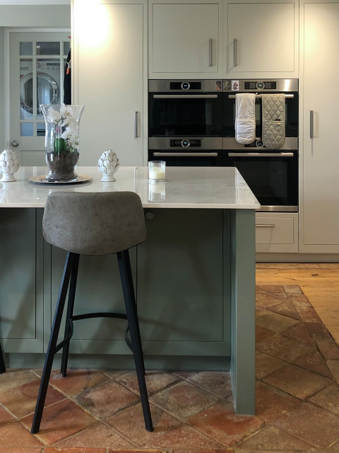 Southwold / Woodbridge In-Frame Kitchen contemporary-kitchen