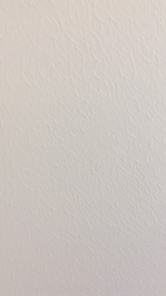 Is this normal finish after spray + backroll