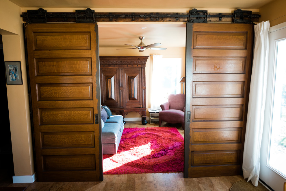 Home design - transitional home design idea