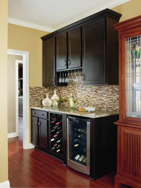 Aristokraft Cabinetry Traditional Home Bar Traditional Dining