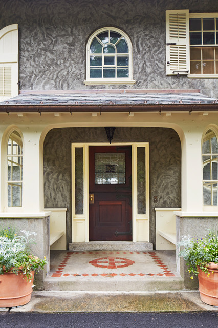 Split Rock Manor traditional