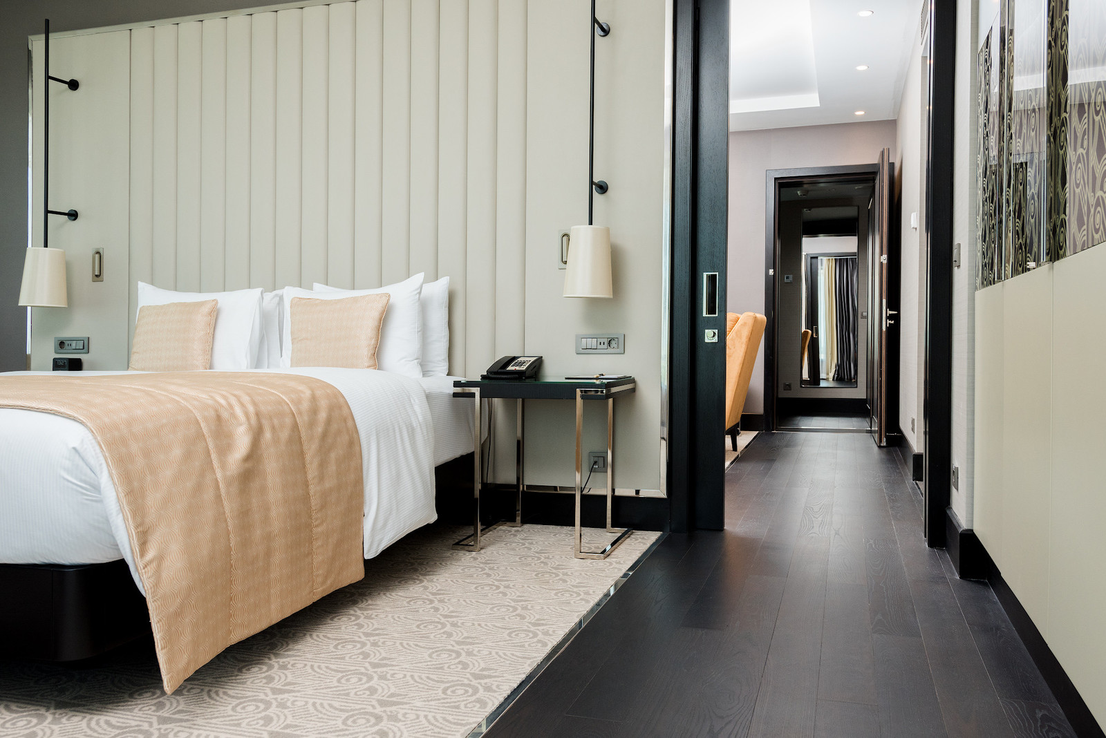 В стиле ар-деко