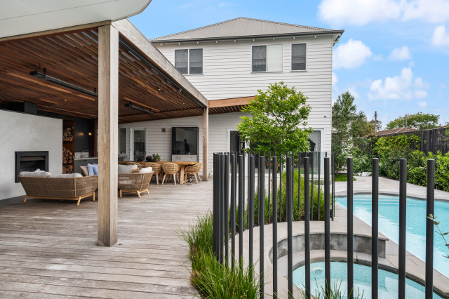 Extension & renovation in Hampton contemporary-deck