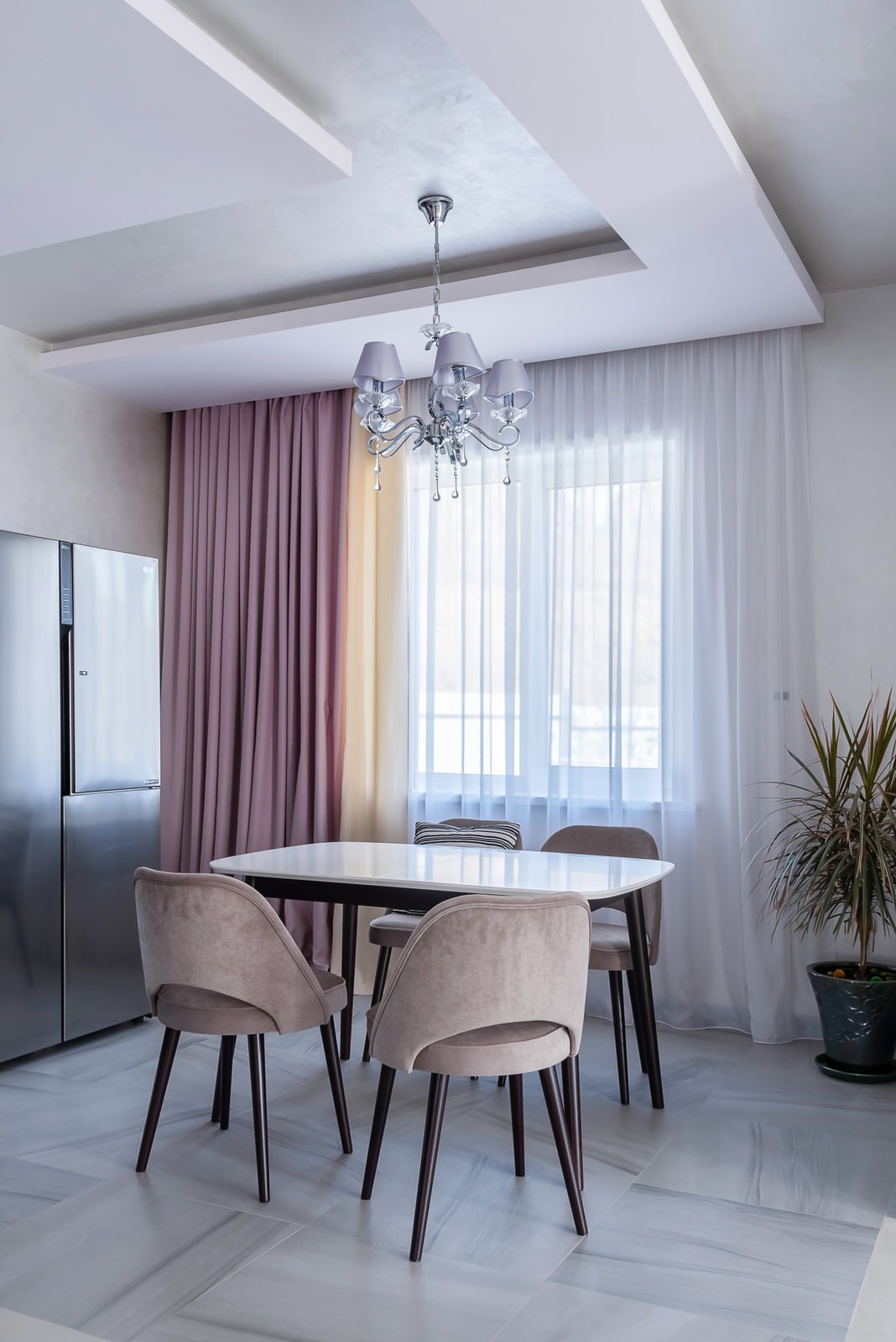 Дом с ирисом