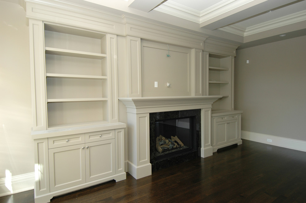 Home design - transitional home design idea in Toronto
