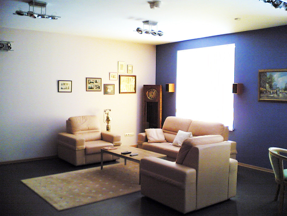 Офисы, кабинеты, лестничные марши, фасады