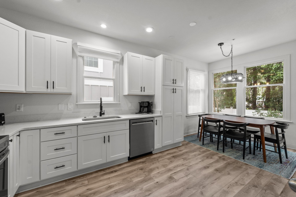 Vacation Rental Design - "Walk On Water"