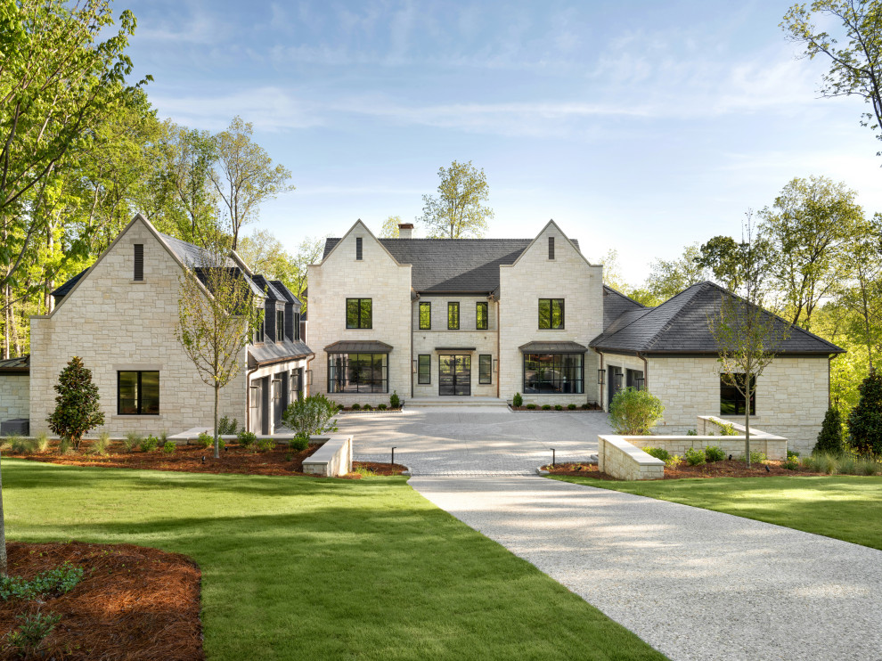 Inspiration for a transitional home design remodel in Atlanta