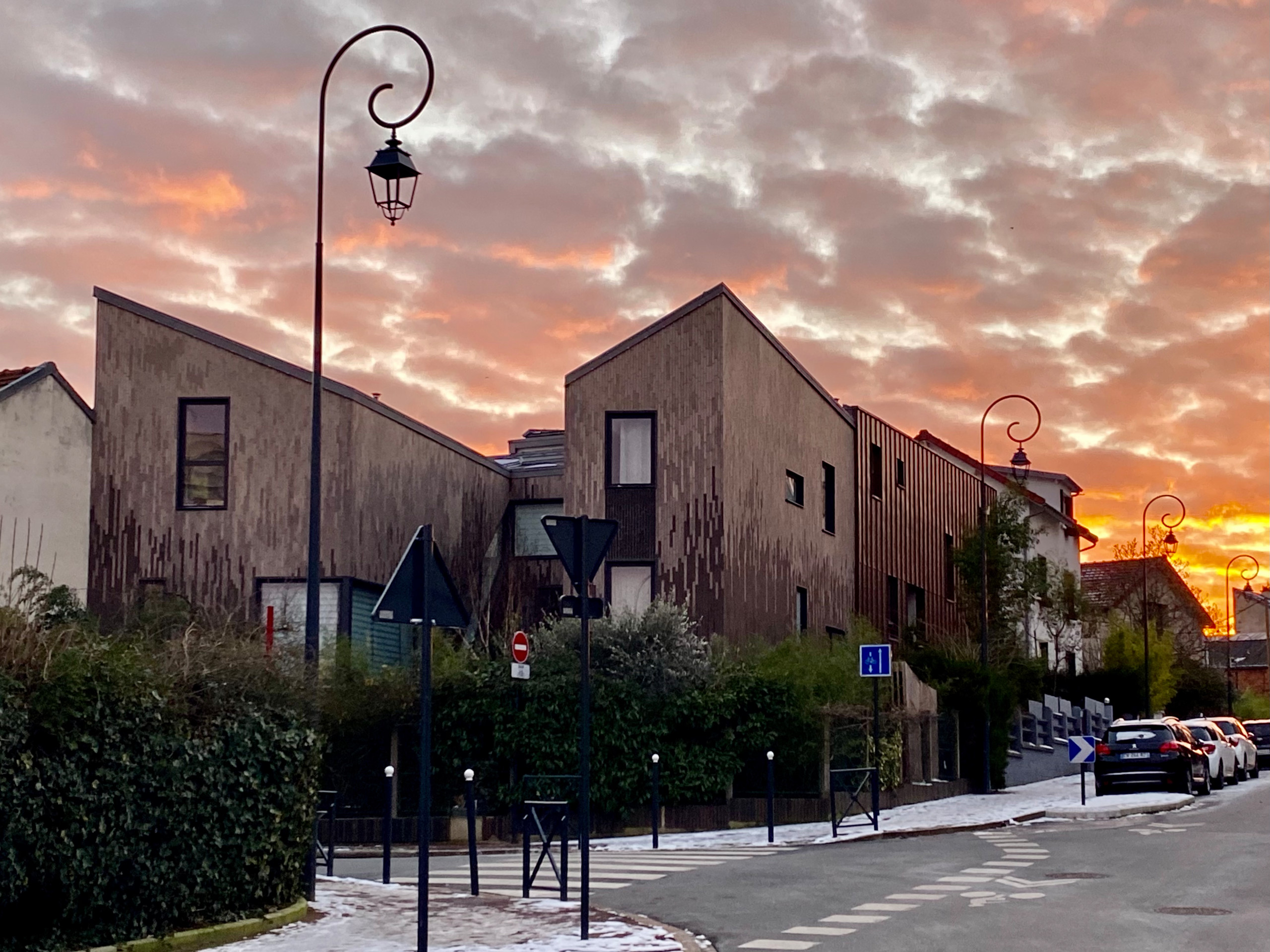 Construction d'une maison et mobilier sur-mesure