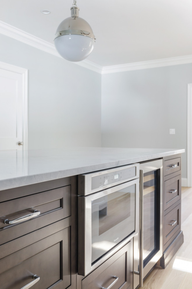 Inspiration for a transitional kitchen remodel in Boston