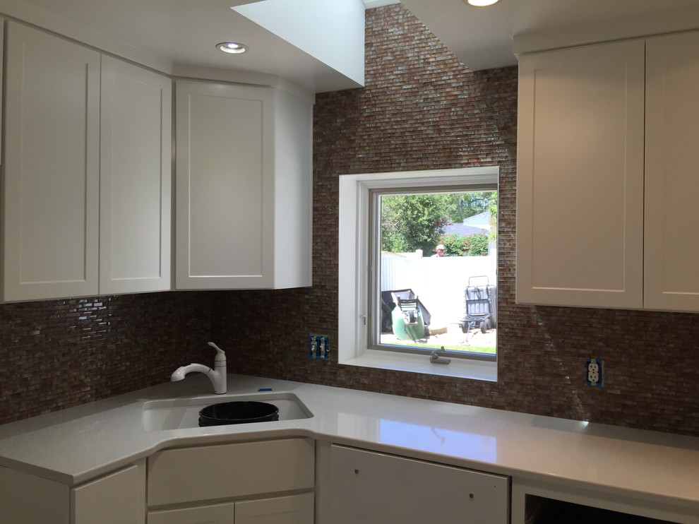Kitchen - contemporary kitchen idea