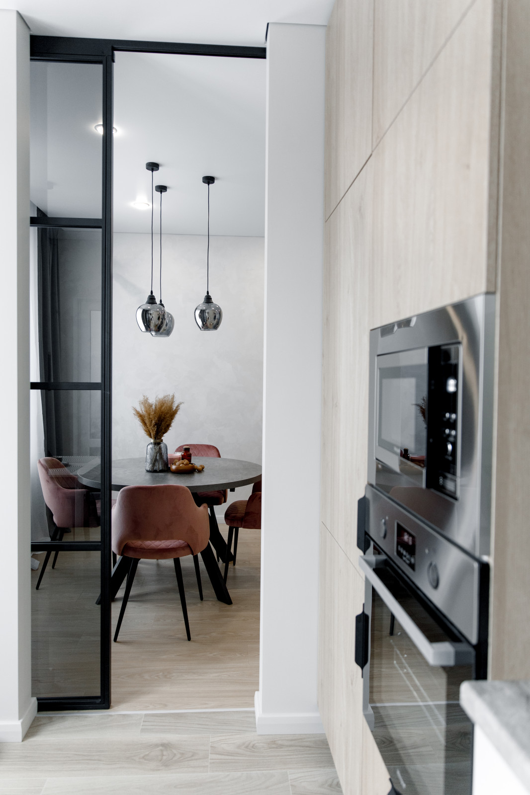 Реализация двухкомнатной квартиры в ЖК Русский Авангард