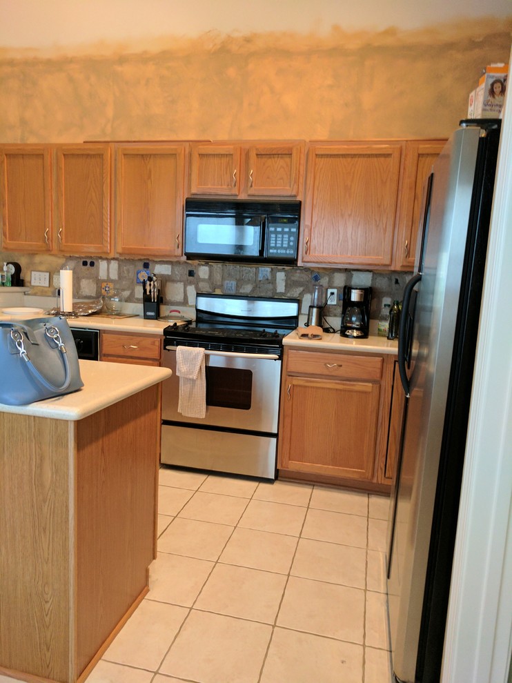 Inspiration for a transitional kitchen remodel in Charlotte