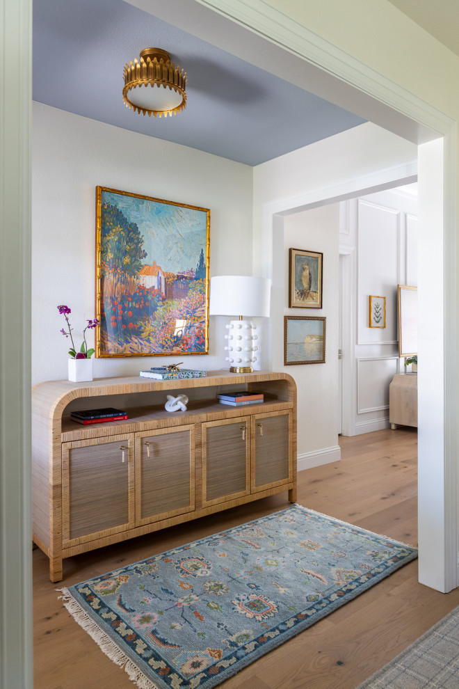 Inspiration for a transitional entryway remodel in Dallas