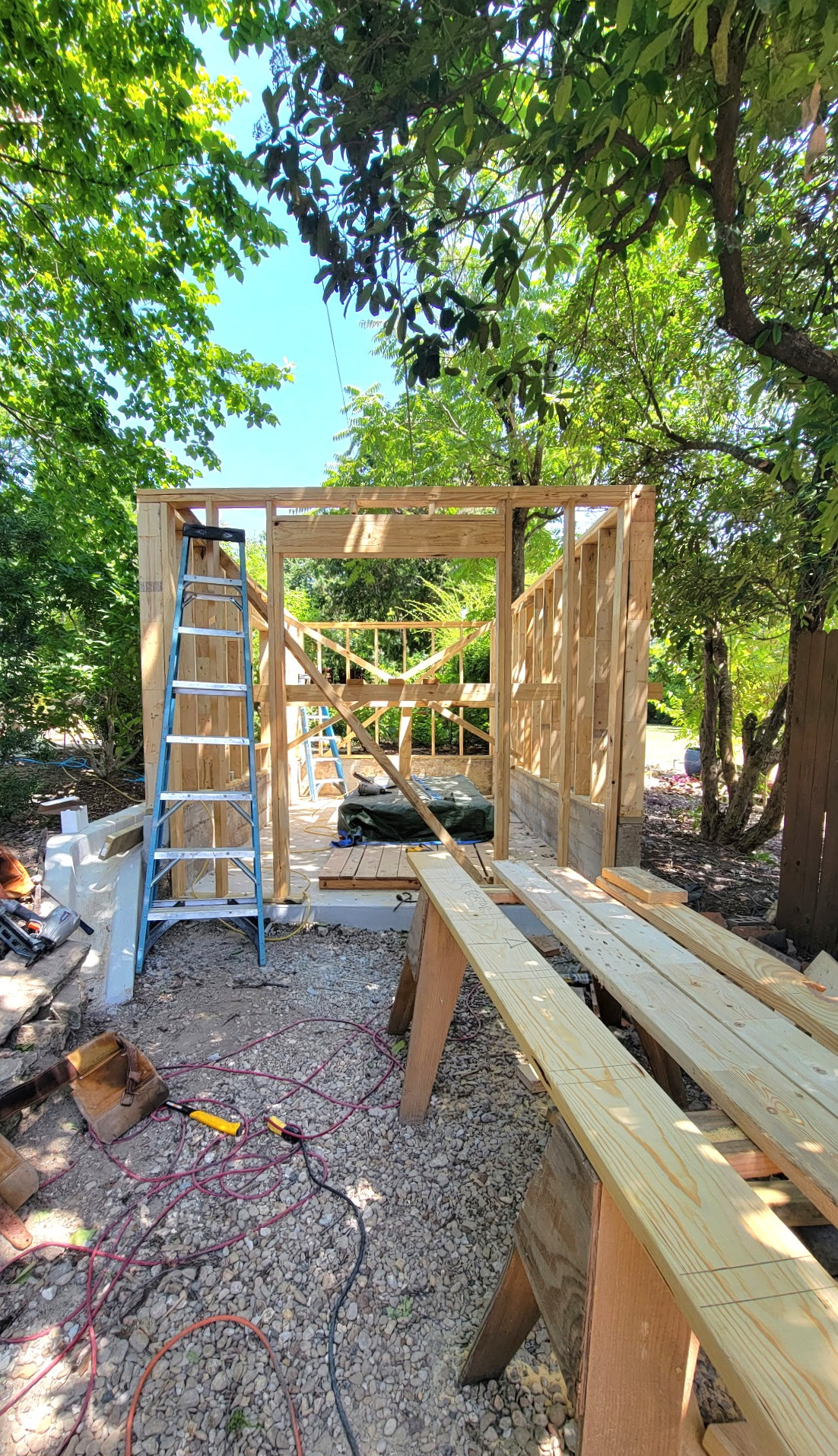 DETACHED GARAGE