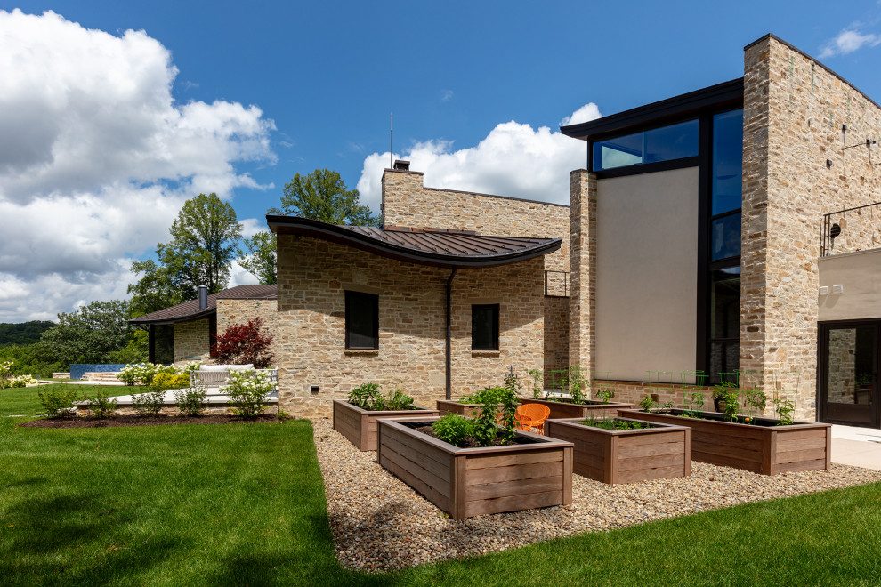 Moreland Hills Estates