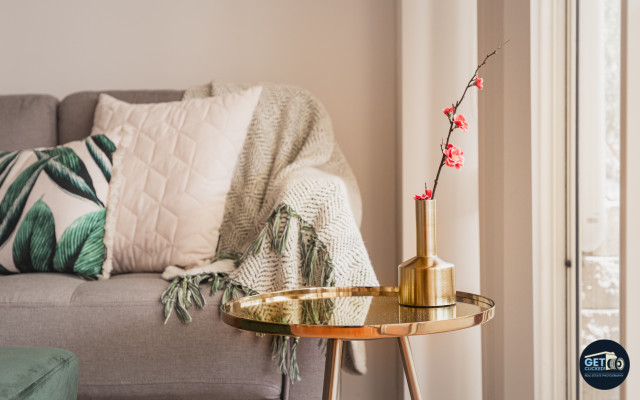 Coastal Home in Victor Harbor shabby-chic-style-dining-room