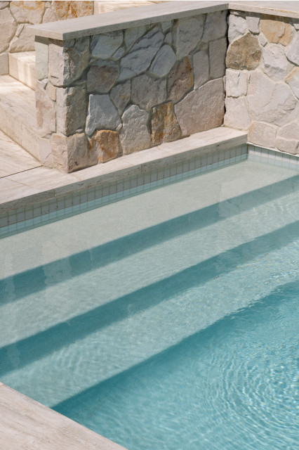 Rosa hampton-pool