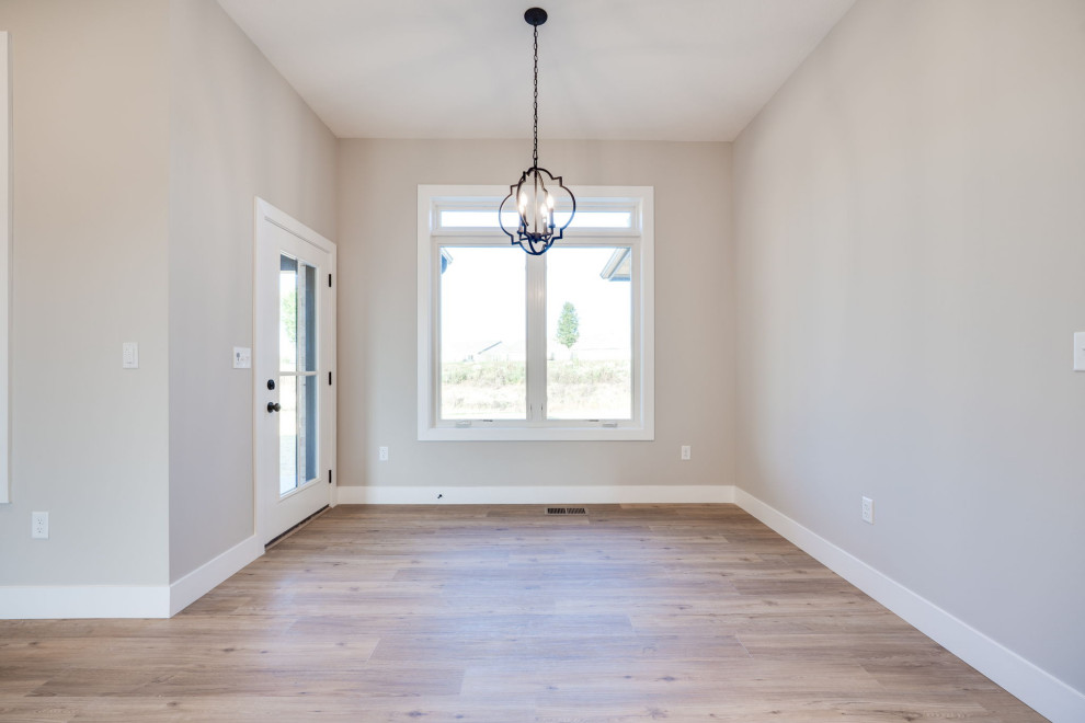 Amazing 2357 + over 900 sqft in basement home in Lebanon Ohio