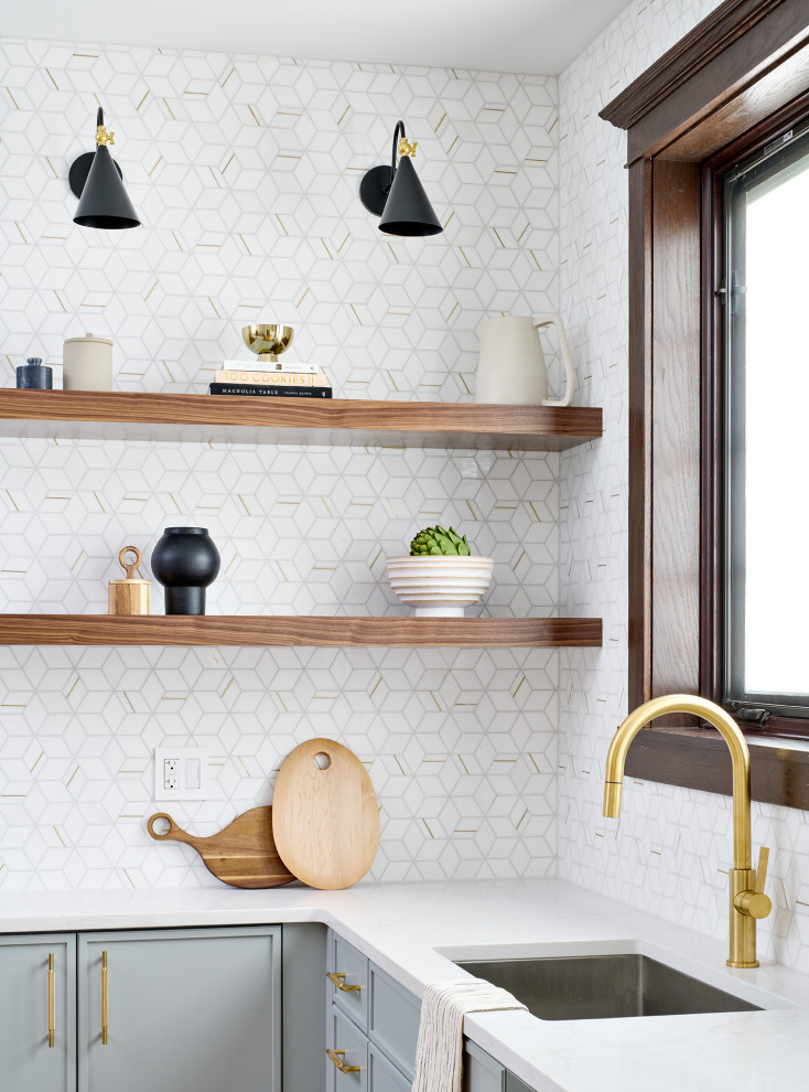 Inspiration for a transitional kitchen remodel in Chicago