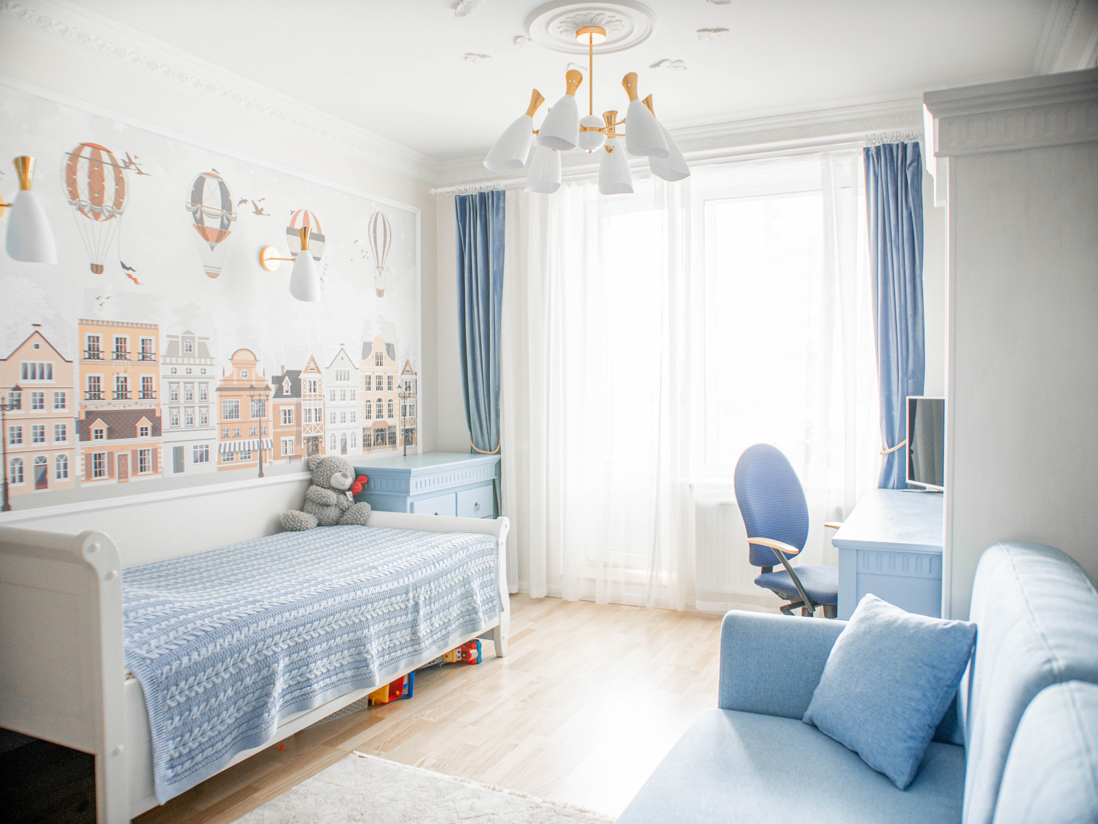 Детская для мальчика в синих тонах