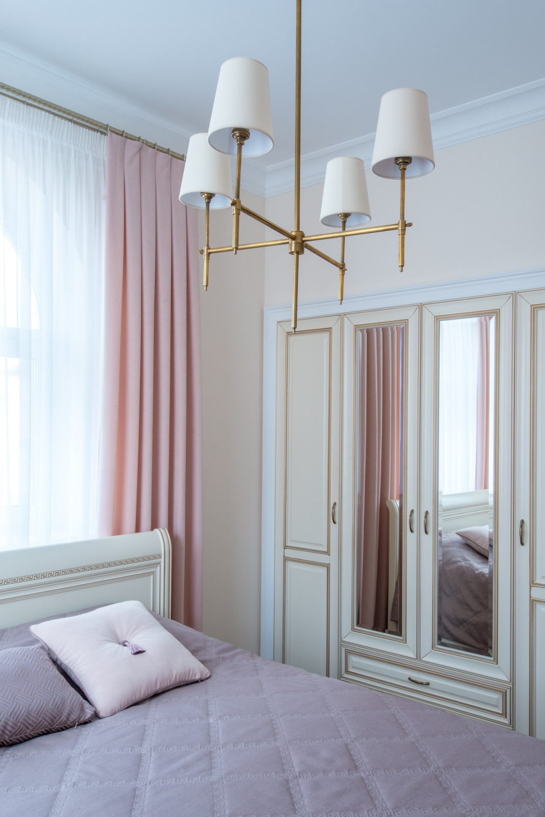 Дом в посёлке Ново-Луговая, дизайнер Аждар Атакишиев