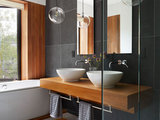 Contemporary Bathroom by Etelamaki Architecture
