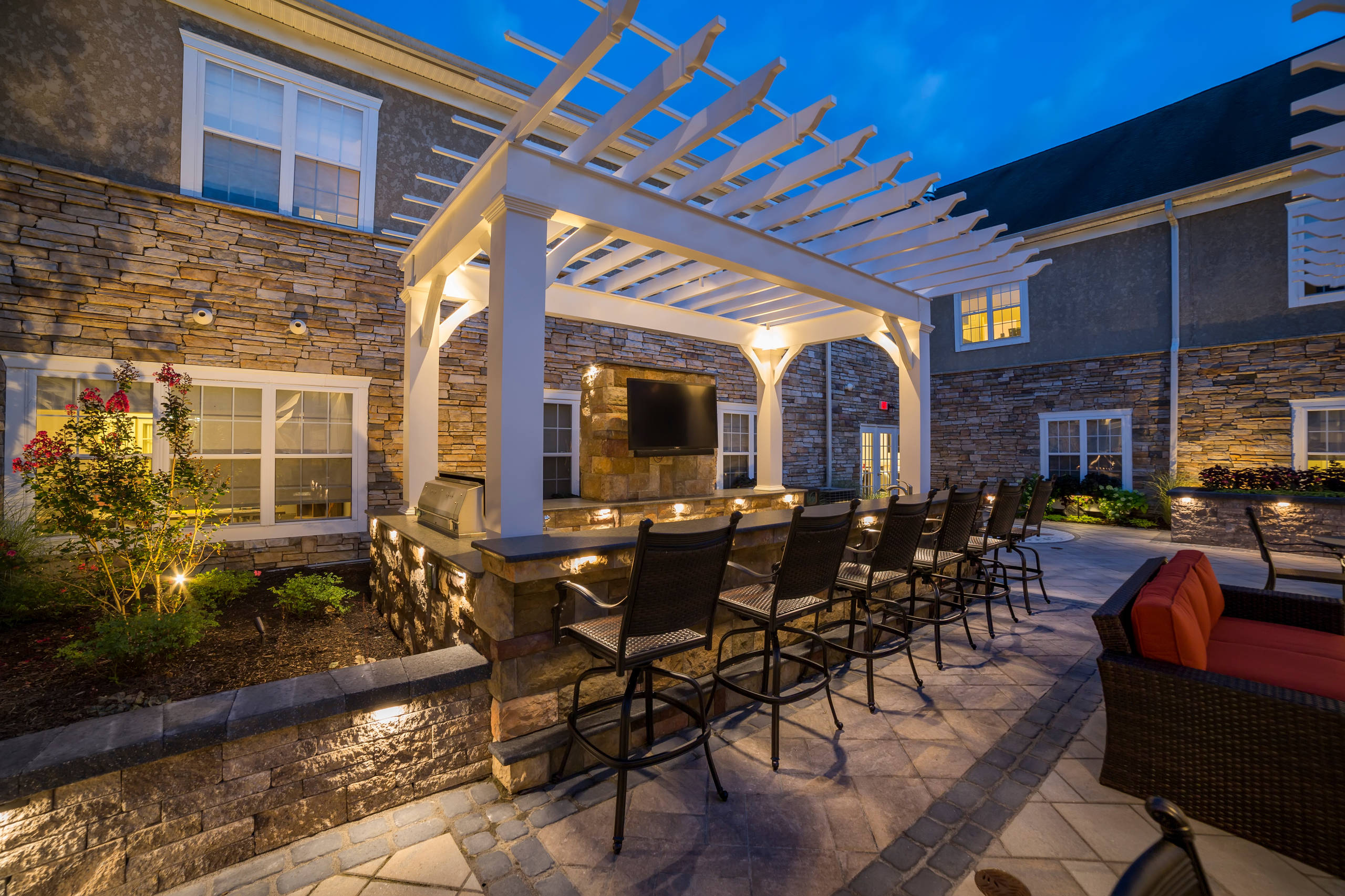 Hamilton NJ Interior Courtyard